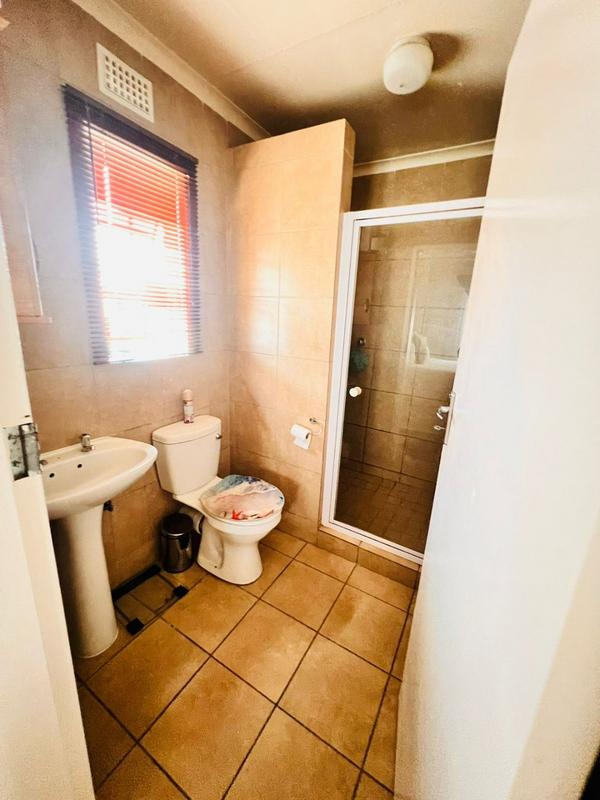 3 Bedroom Property for Sale in Thatch Hill Estate Gauteng