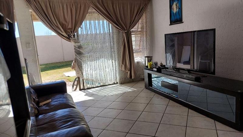 2 Bedroom Property for Sale in Eveleigh Gauteng