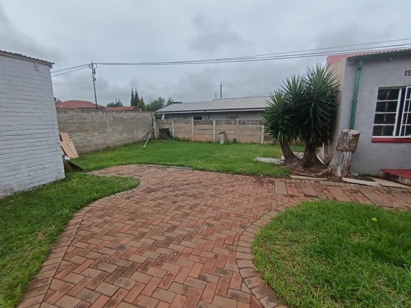 2 Bedroom Property for Sale in Florida Gauteng