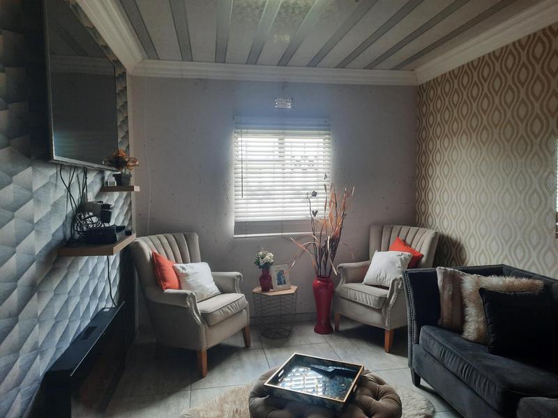To Let 4 Bedroom Property for Rent in Daleside Gauteng