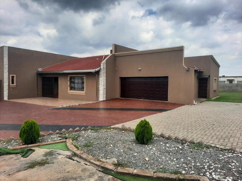 To Let 4 Bedroom Property for Rent in Daleside Gauteng