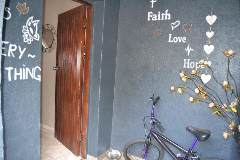 4 Bedroom Property for Sale in Breaunanda Gauteng