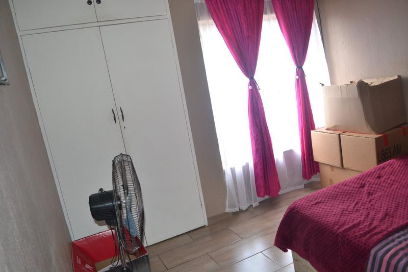 4 Bedroom Property for Sale in Breaunanda Gauteng