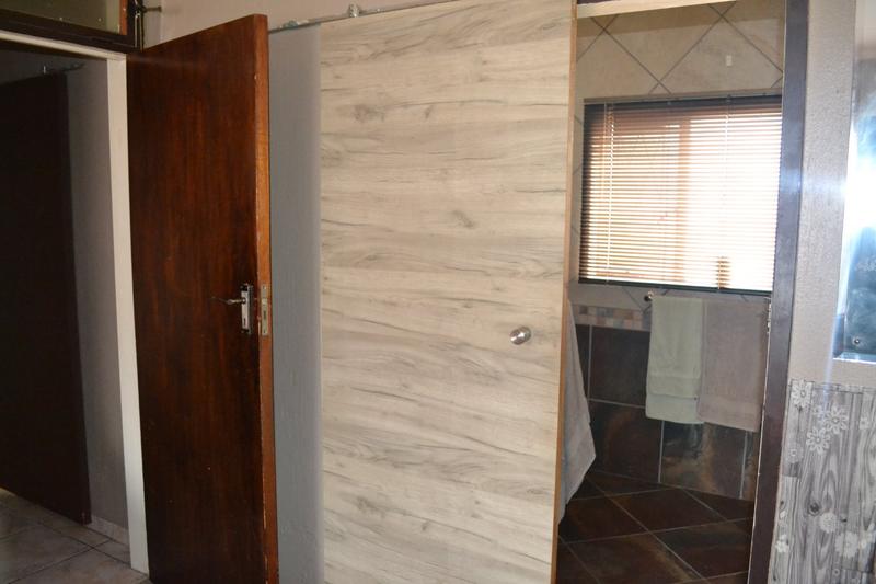 4 Bedroom Property for Sale in Breaunanda Gauteng