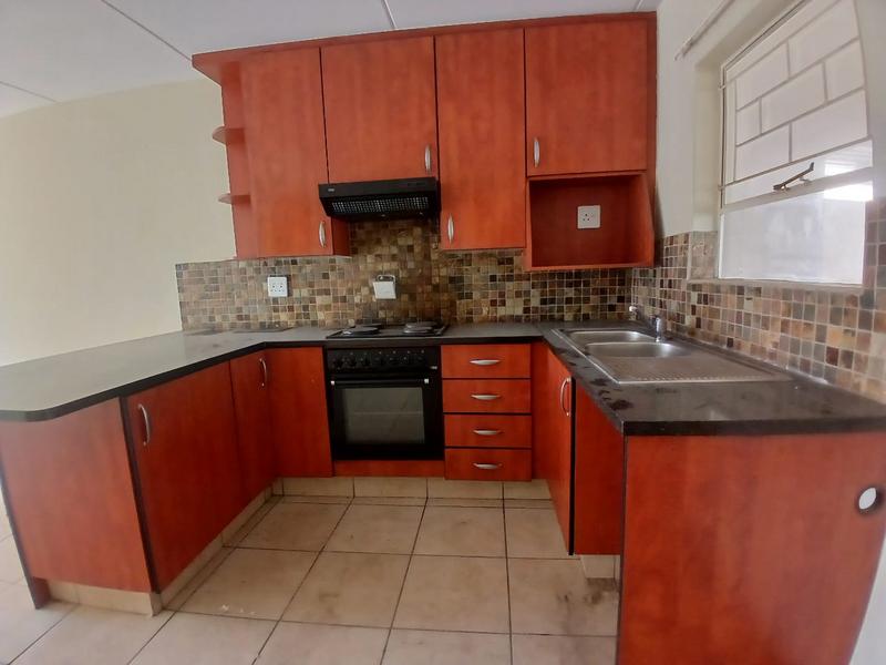 To Let 3 Bedroom Property for Rent in Vorna Valley Gauteng