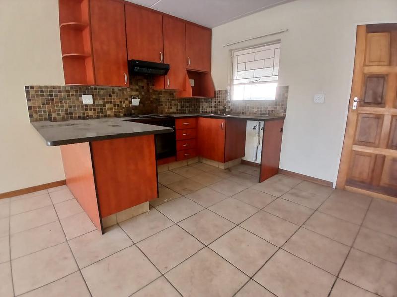 To Let 3 Bedroom Property for Rent in Vorna Valley Gauteng