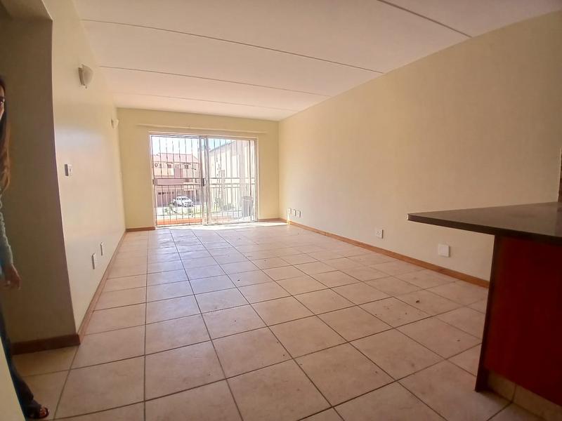 To Let 3 Bedroom Property for Rent in Vorna Valley Gauteng