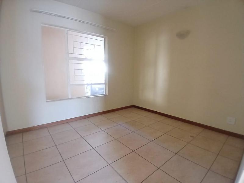 To Let 3 Bedroom Property for Rent in Vorna Valley Gauteng