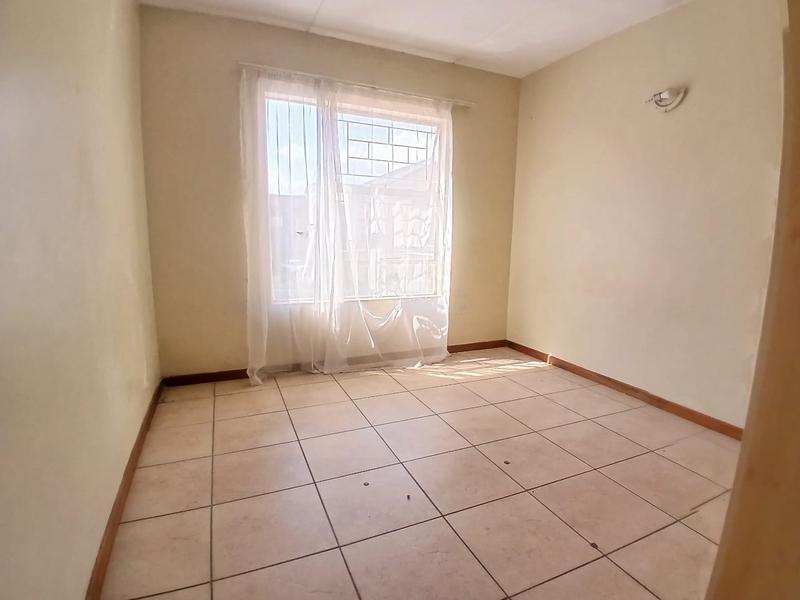 To Let 3 Bedroom Property for Rent in Vorna Valley Gauteng