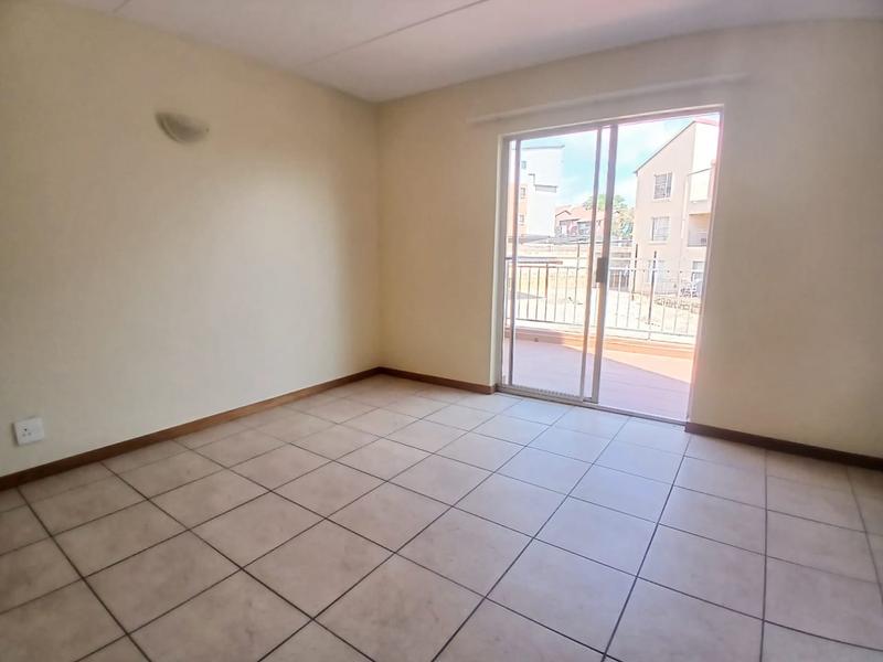 To Let 2 Bedroom Property for Rent in Vorna Valley Gauteng