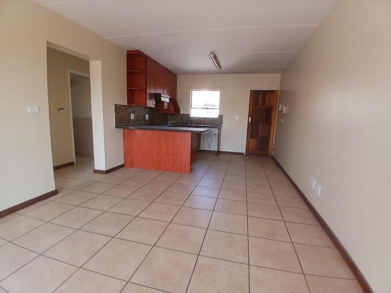 To Let 2 Bedroom Property for Rent in Vorna Valley Gauteng