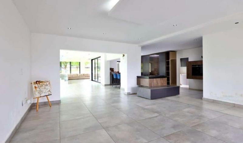 6 Bedroom Property for Sale in Copperleaf Estate Gauteng