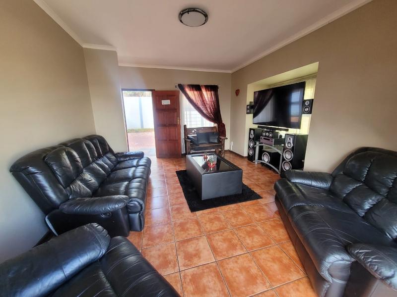 3 Bedroom Property for Sale in Fochville Gauteng