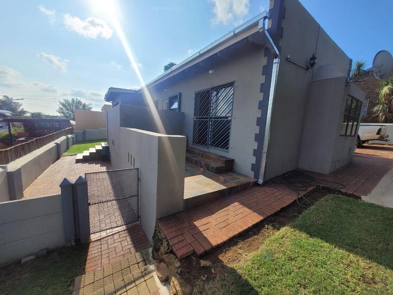 3 Bedroom Property for Sale in Fochville Gauteng