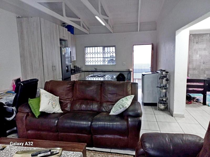 2 Bedroom Property for Sale in Birchleigh Gauteng
