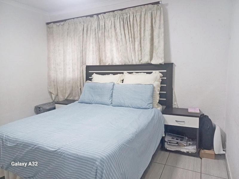 2 Bedroom Property for Sale in Birchleigh Gauteng