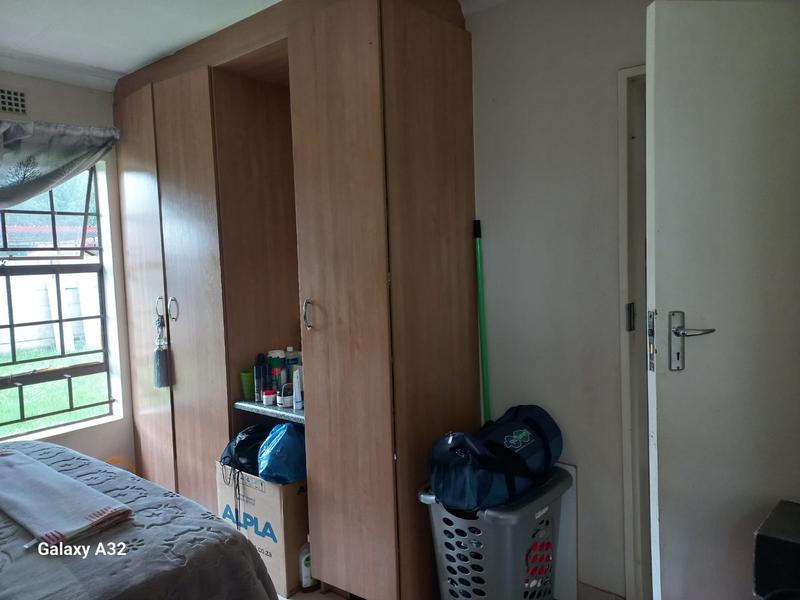 3 Bedroom Property for Sale in Clayville Gauteng