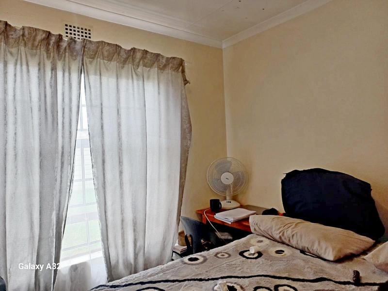 3 Bedroom Property for Sale in Clayville Gauteng
