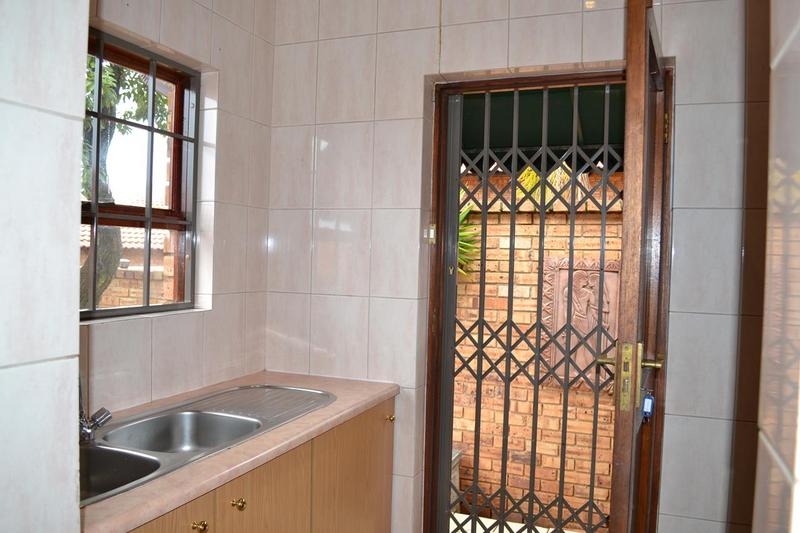 To Let 3 Bedroom Property for Rent in Noordheuwel Gauteng
