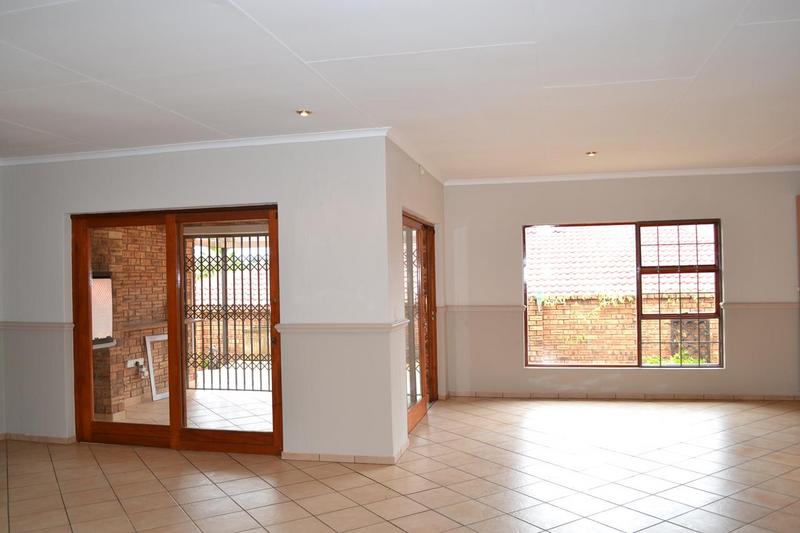 To Let 3 Bedroom Property for Rent in Noordheuwel Gauteng