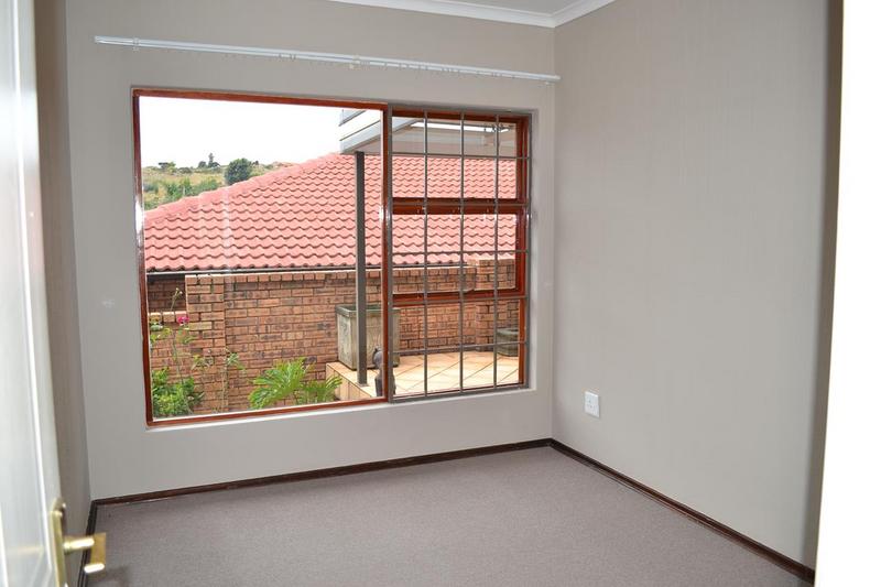 To Let 3 Bedroom Property for Rent in Noordheuwel Gauteng