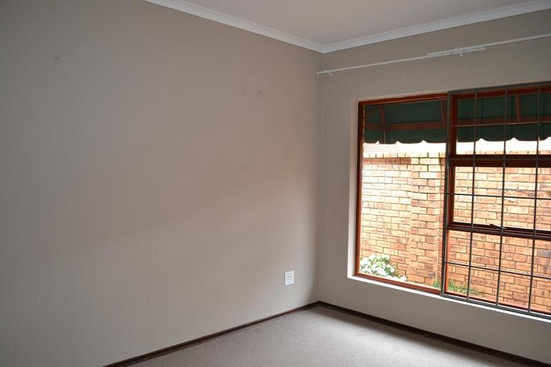 To Let 3 Bedroom Property for Rent in Noordheuwel Gauteng