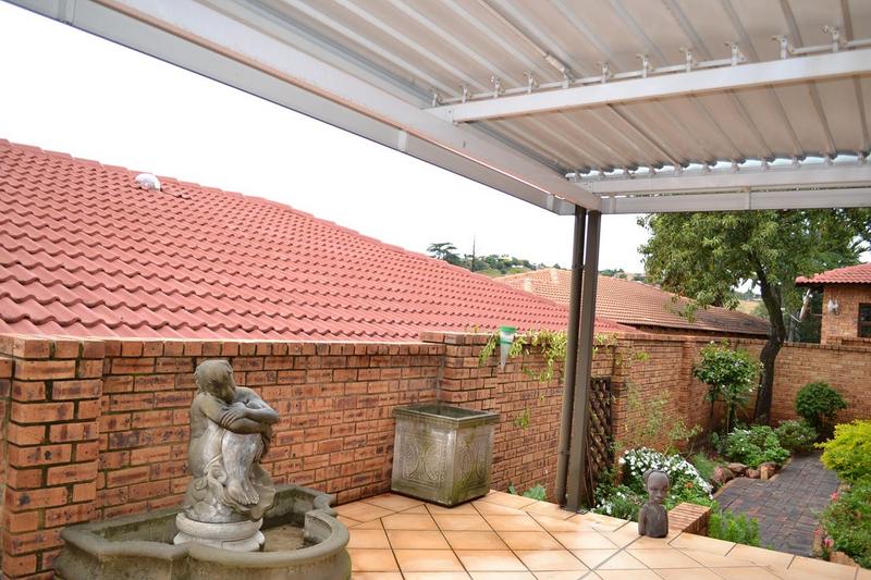 To Let 3 Bedroom Property for Rent in Noordheuwel Gauteng