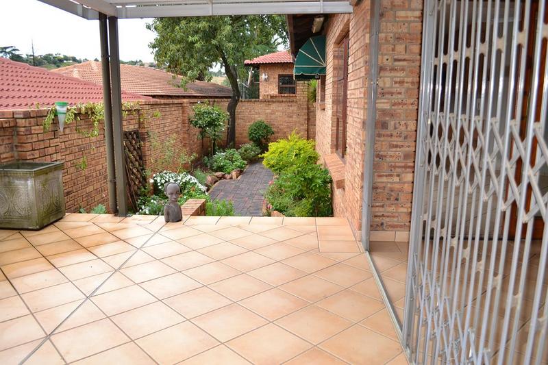 To Let 3 Bedroom Property for Rent in Noordheuwel Gauteng