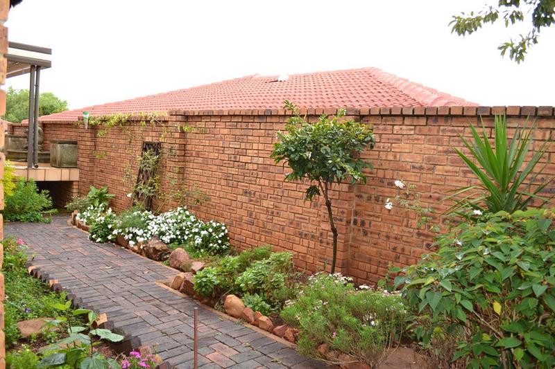 To Let 3 Bedroom Property for Rent in Noordheuwel Gauteng
