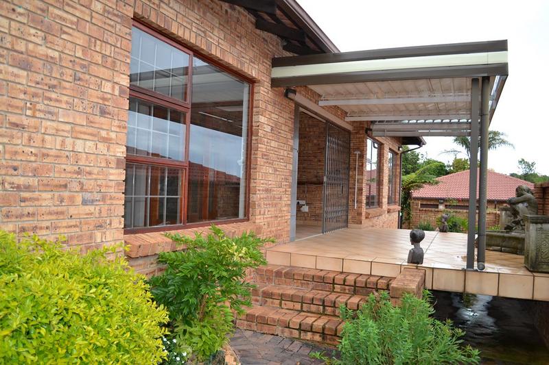 To Let 3 Bedroom Property for Rent in Noordheuwel Gauteng