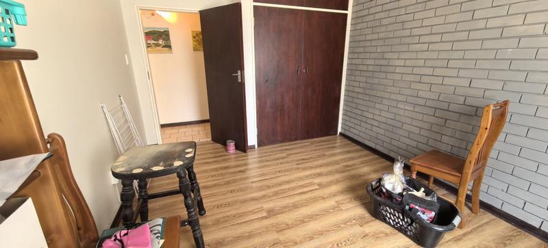 4 Bedroom Property for Sale in Helderkruin Gauteng