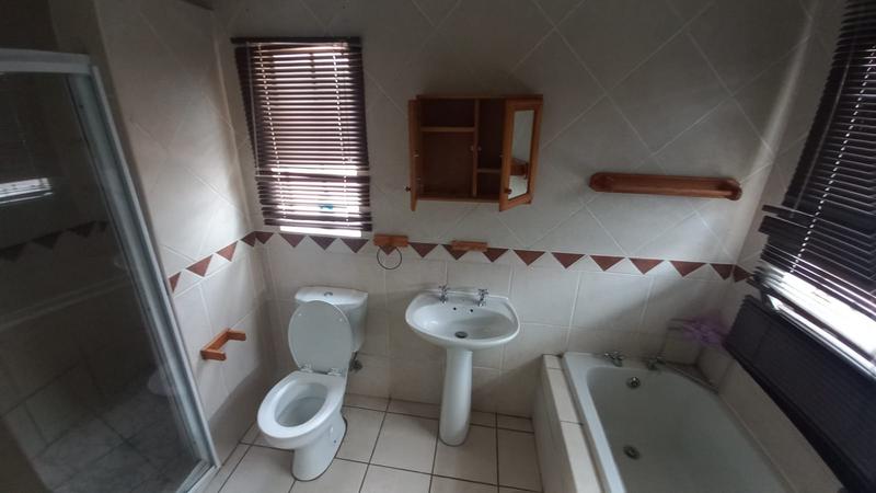 2 Bedroom Property for Sale in Claremont Gauteng
