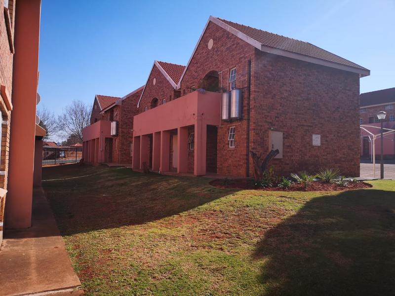 1 Bedroom Property for Sale in Philip Nel Park Gauteng