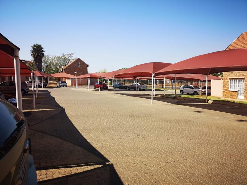 1 Bedroom Property for Sale in Philip Nel Park Gauteng