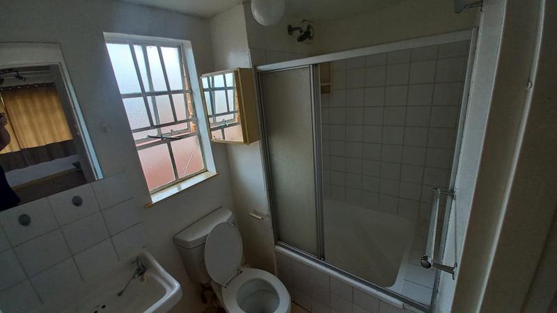 1 Bedroom Property for Sale in Philip Nel Park Gauteng