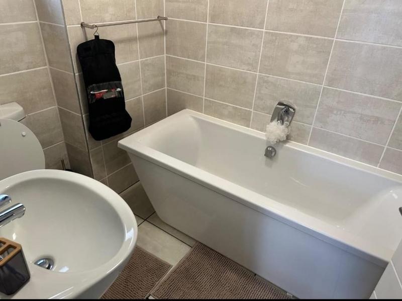 To Let 2 Bedroom Property for Rent in Linbro Park Gauteng
