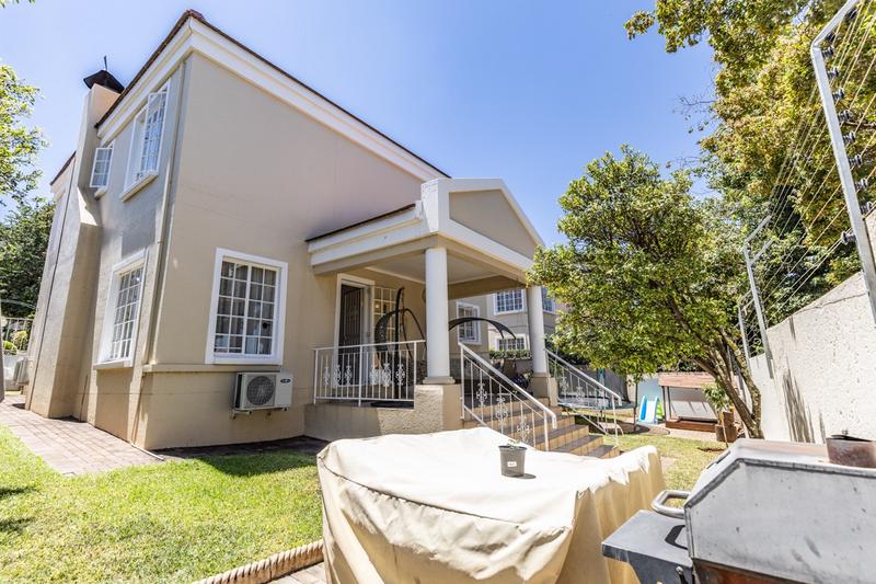 3 Bedroom Property for Sale in Waterkloof Ridge Gauteng