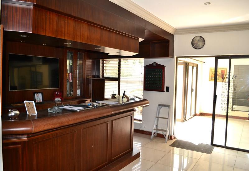 3 Bedroom Property for Sale in Parkhaven Gauteng