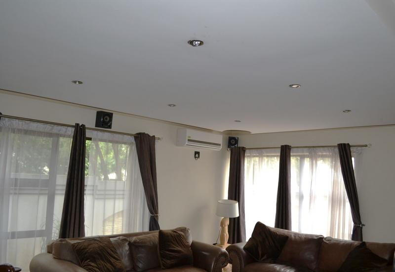 3 Bedroom Property for Sale in Parkhaven Gauteng