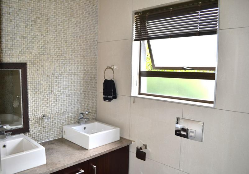 3 Bedroom Property for Sale in Parkhaven Gauteng