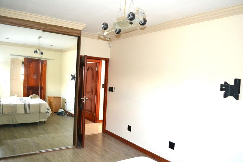 3 Bedroom Property for Sale in Parkhaven Gauteng