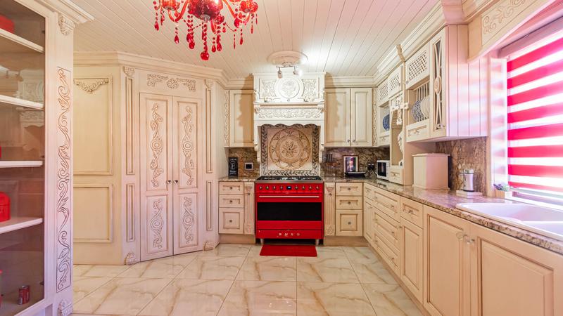 5 Bedroom Property for Sale in Mooikloof Equestrian Estate Gauteng