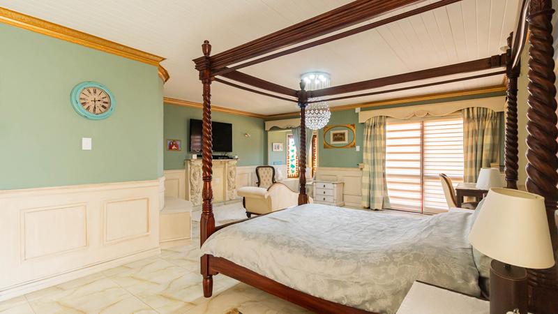 5 Bedroom Property for Sale in Mooikloof Equestrian Estate Gauteng