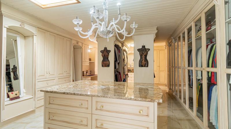 5 Bedroom Property for Sale in Mooikloof Equestrian Estate Gauteng