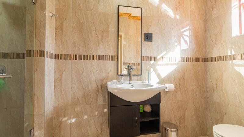 5 Bedroom Property for Sale in Mooikloof Equestrian Estate Gauteng