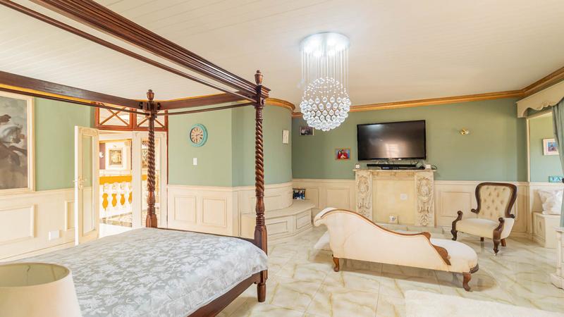 5 Bedroom Property for Sale in Mooikloof Equestrian Estate Gauteng