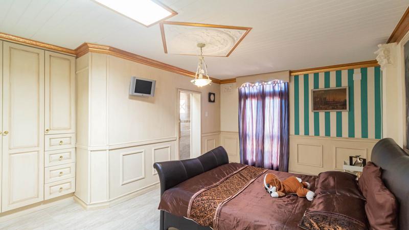 5 Bedroom Property for Sale in Mooikloof Equestrian Estate Gauteng