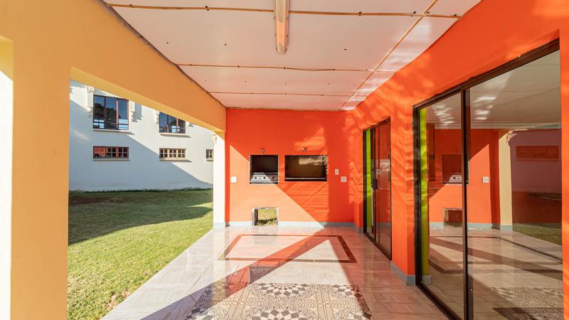5 Bedroom Property for Sale in Mooikloof Equestrian Estate Gauteng
