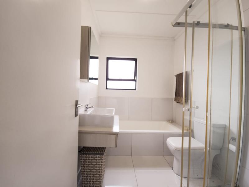 2 Bedroom Property for Sale in Beverley Gauteng