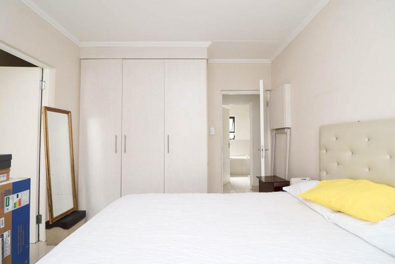 2 Bedroom Property for Sale in Beverley Gauteng